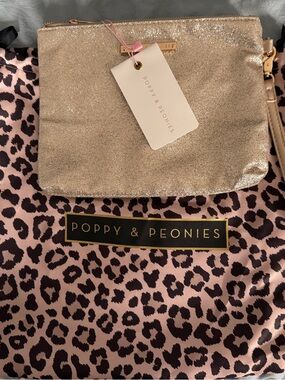 Poppy & Peonies Metallic Gold Wristlet Clutch